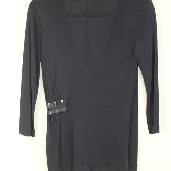 Versace Top. - Picture 5 of 8